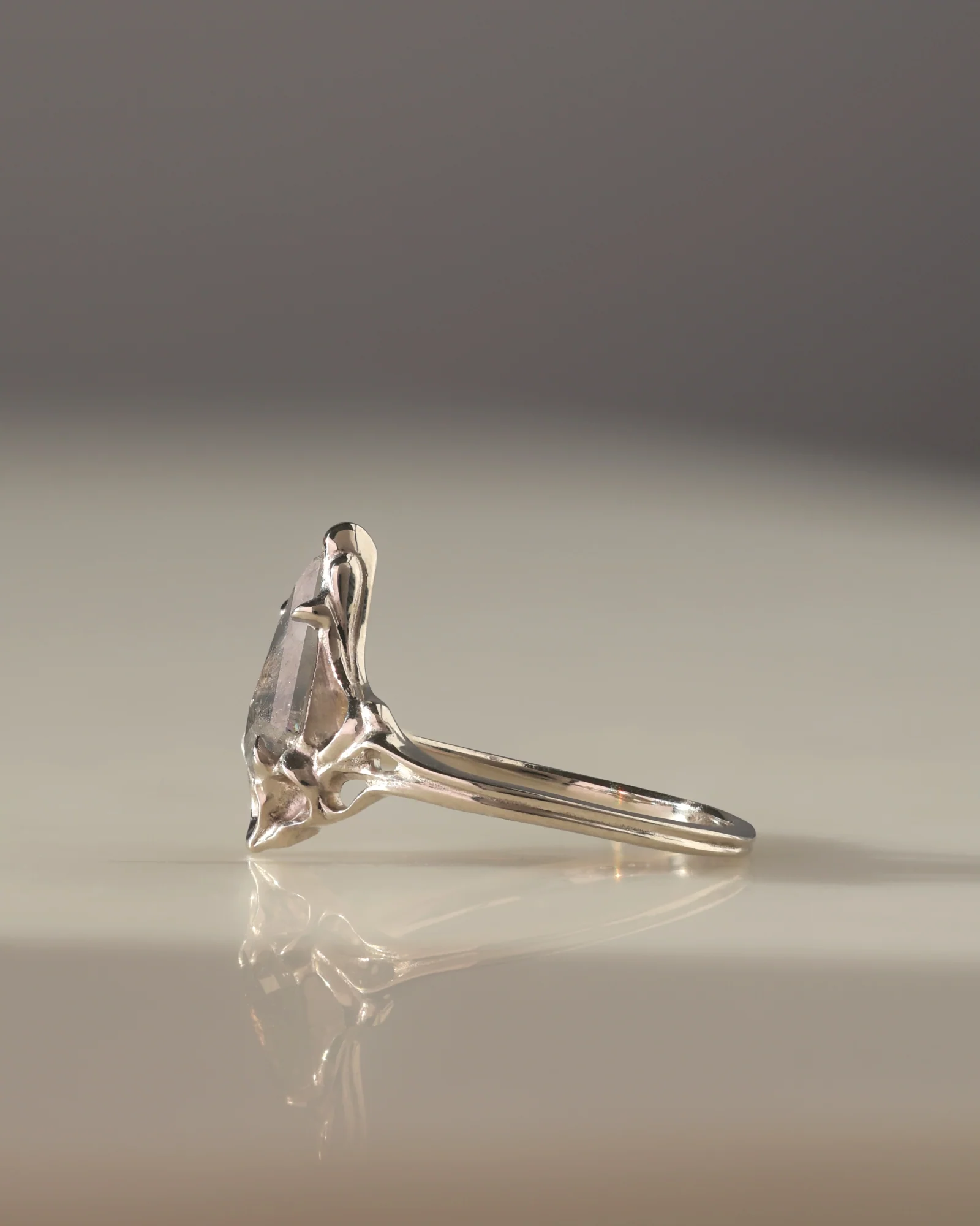 Archangel // 14kw Gold + 0.71ct Salt & Pepper Diamond // 6.75 - Image 3