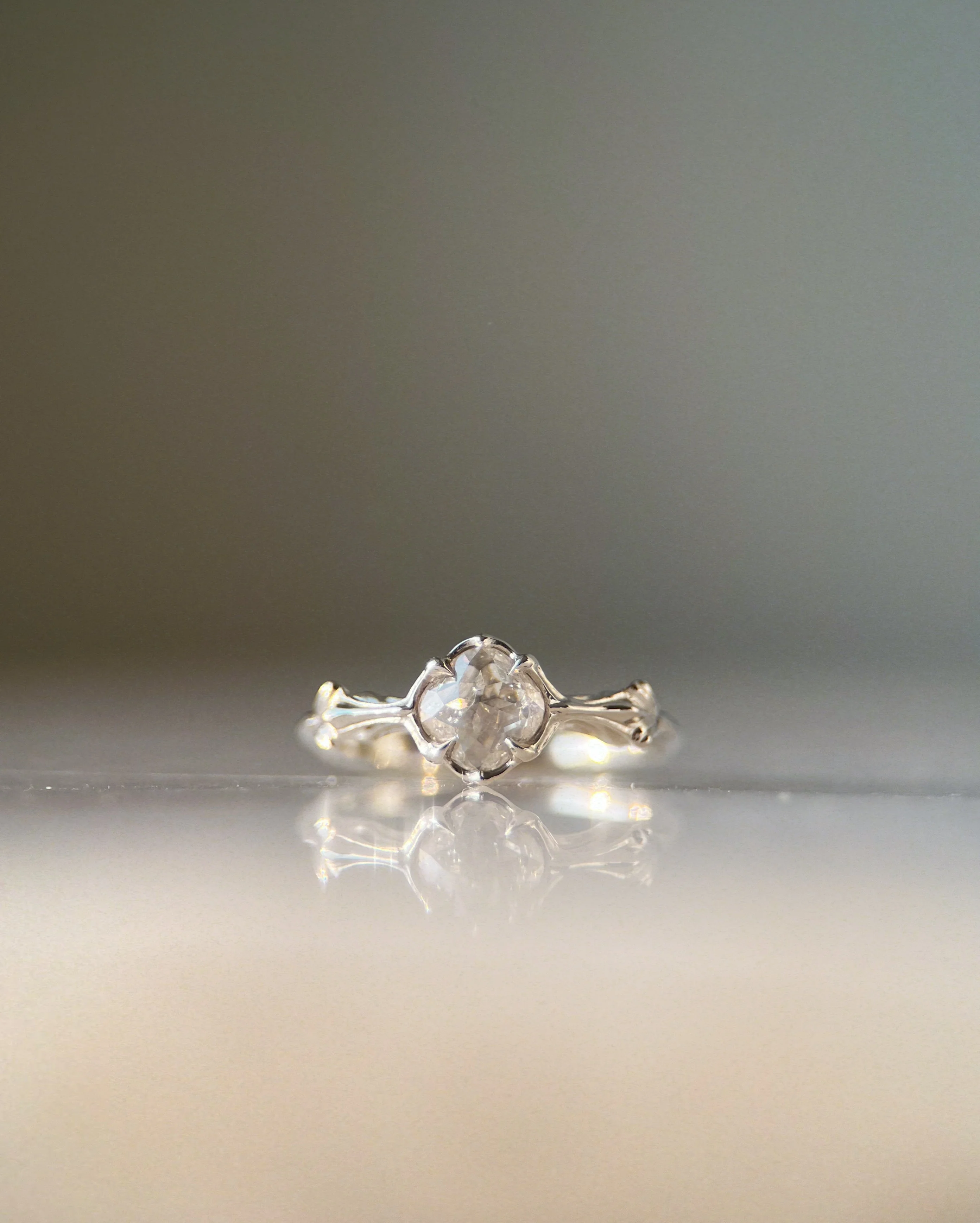 Buttress // 14kw +0.81ct Diamond - Image 2