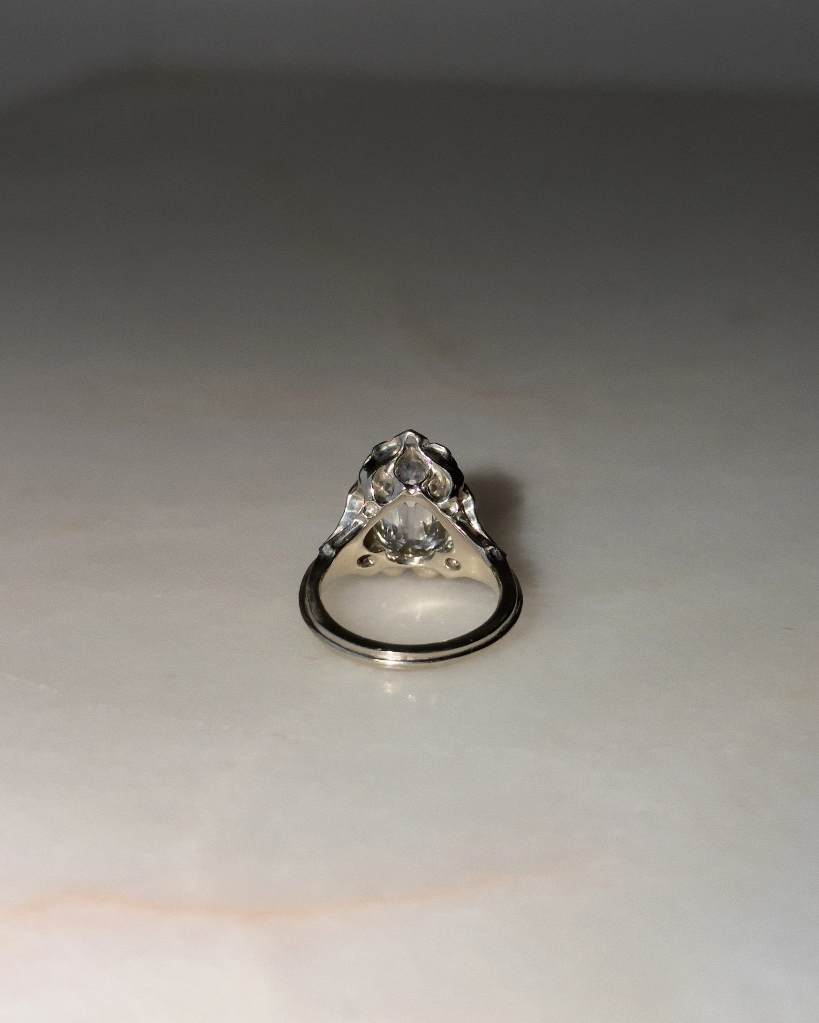 Coup De Fouet! // 14kw + 4.12ct Diamond - Image 6