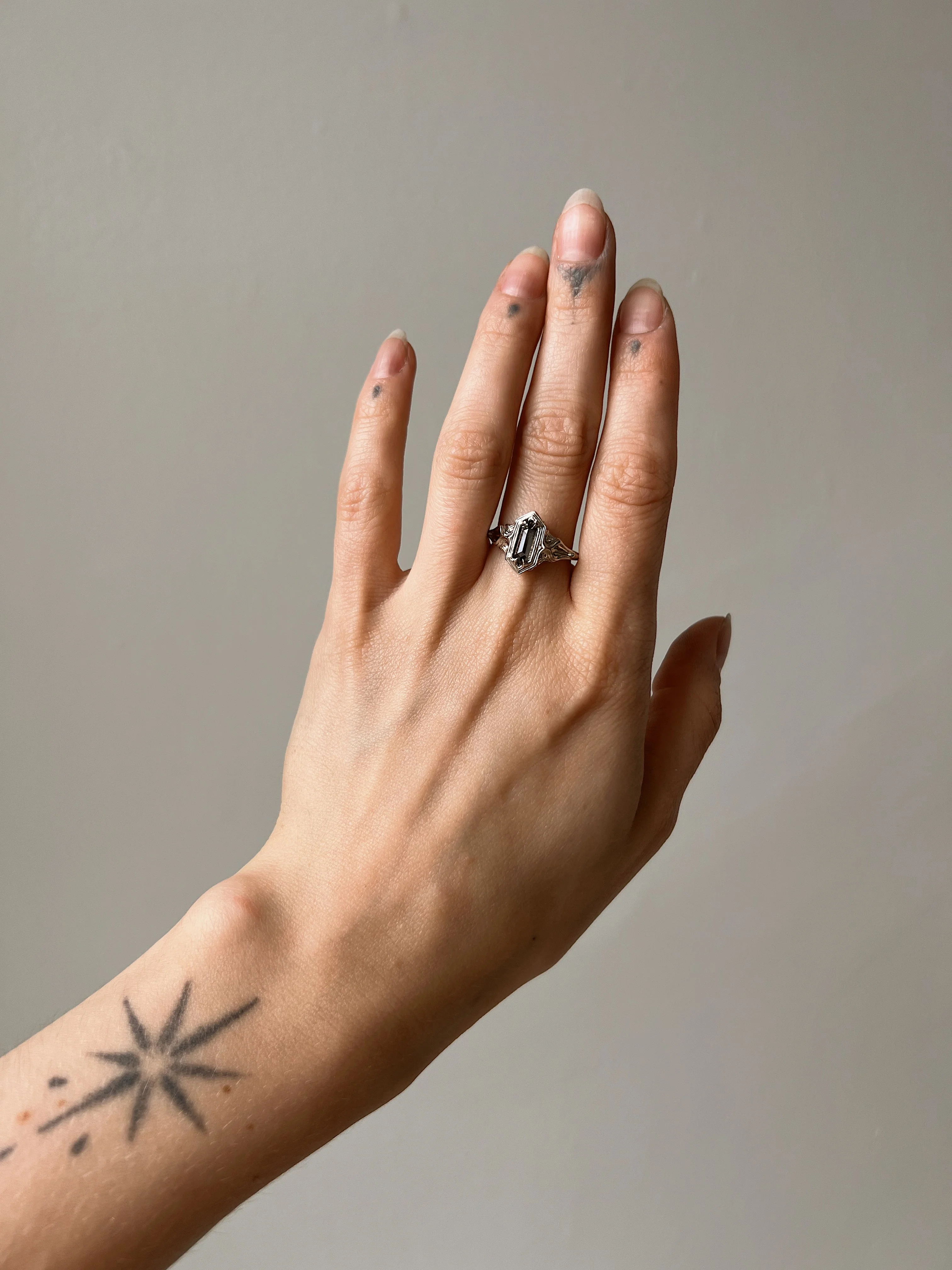 Dais II // 14kw + 0.97ct Diamond - Image 11