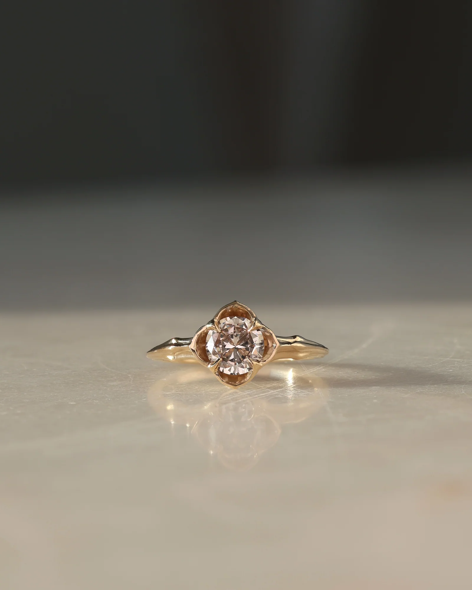 Baby Daphne // 14ky Gold + 6.5mm Champagne Diamond // 7.25