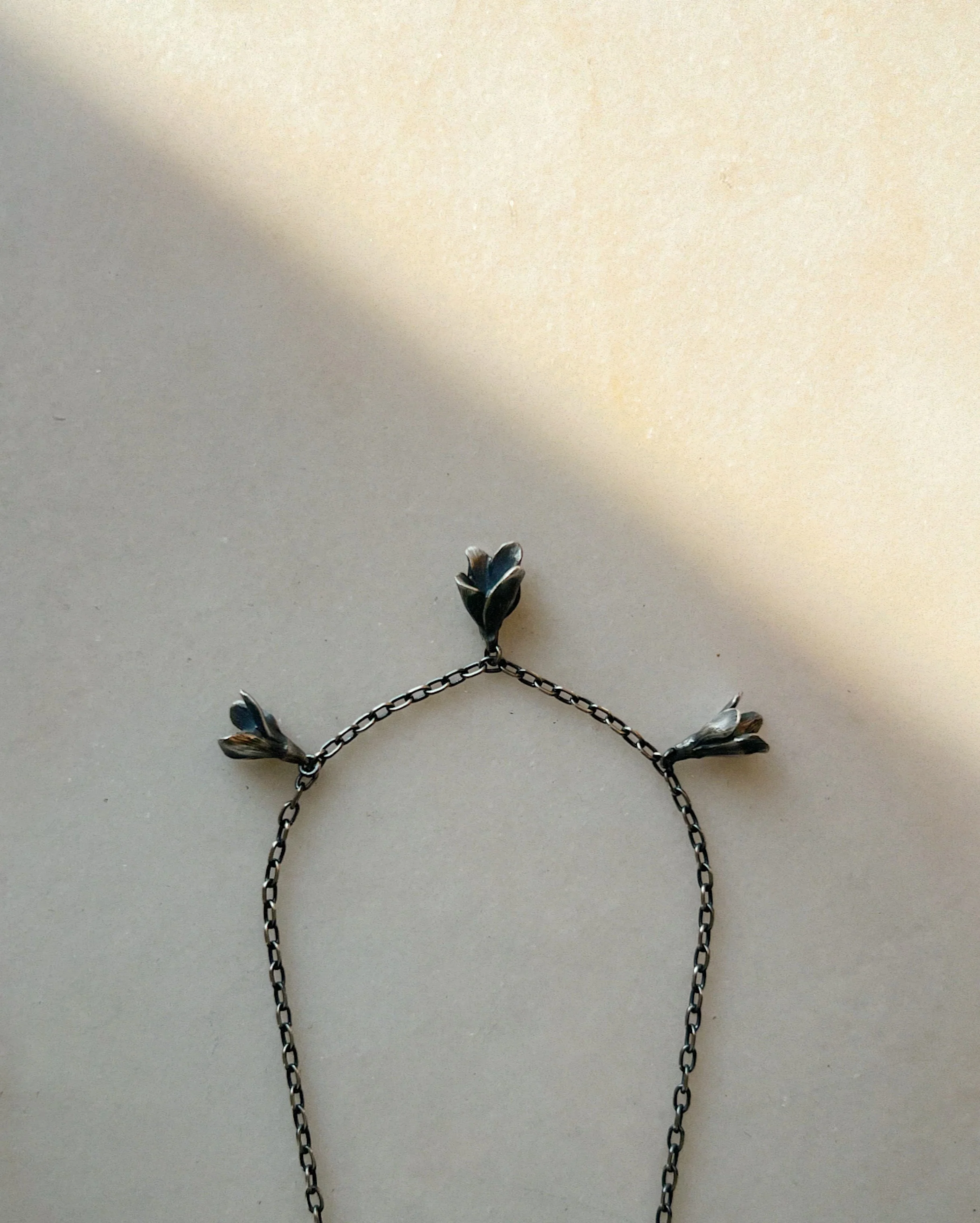 Daphne // Charm Necklace - Image 4