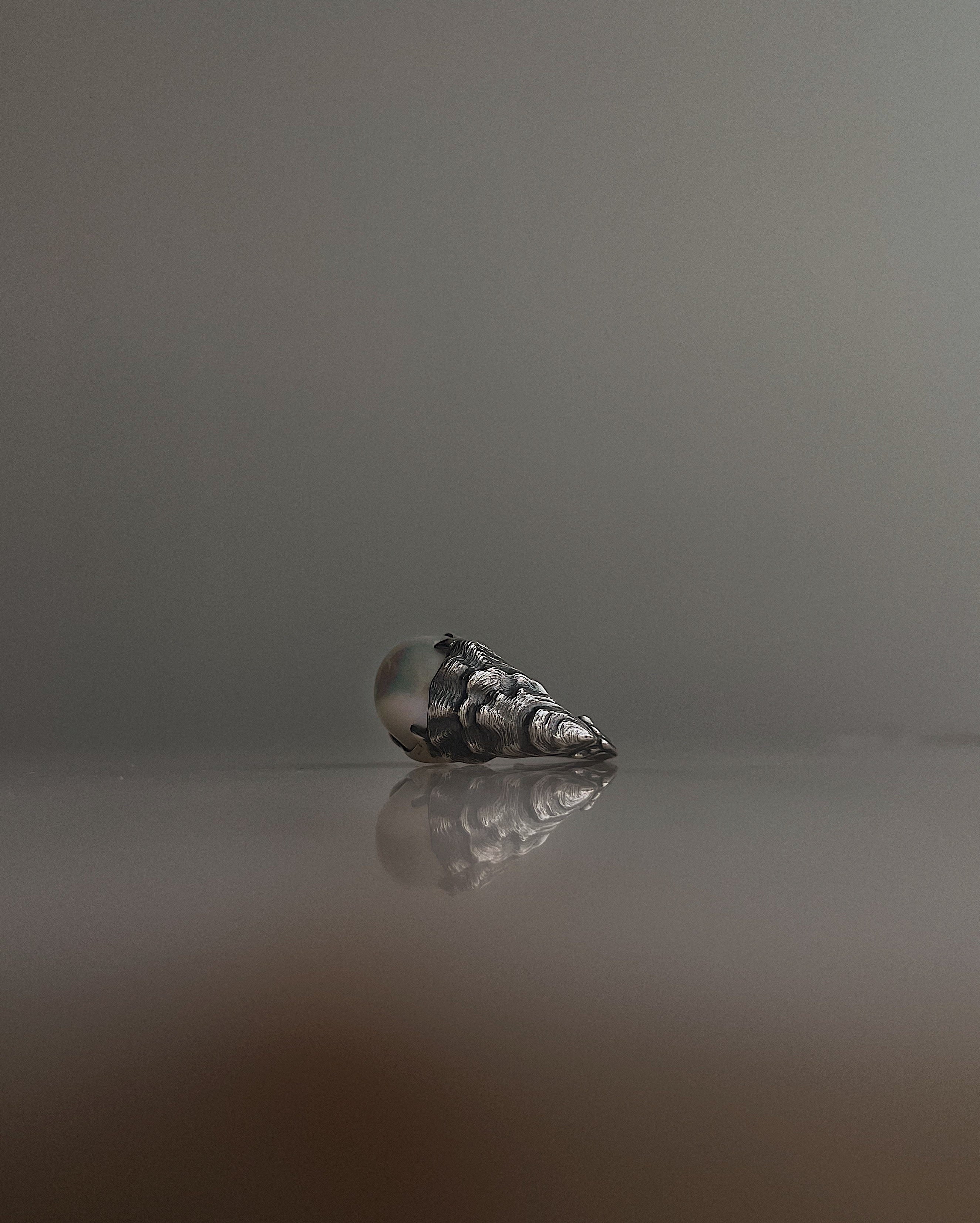 Divers // Silver + Freshwater Pearl - Image 2