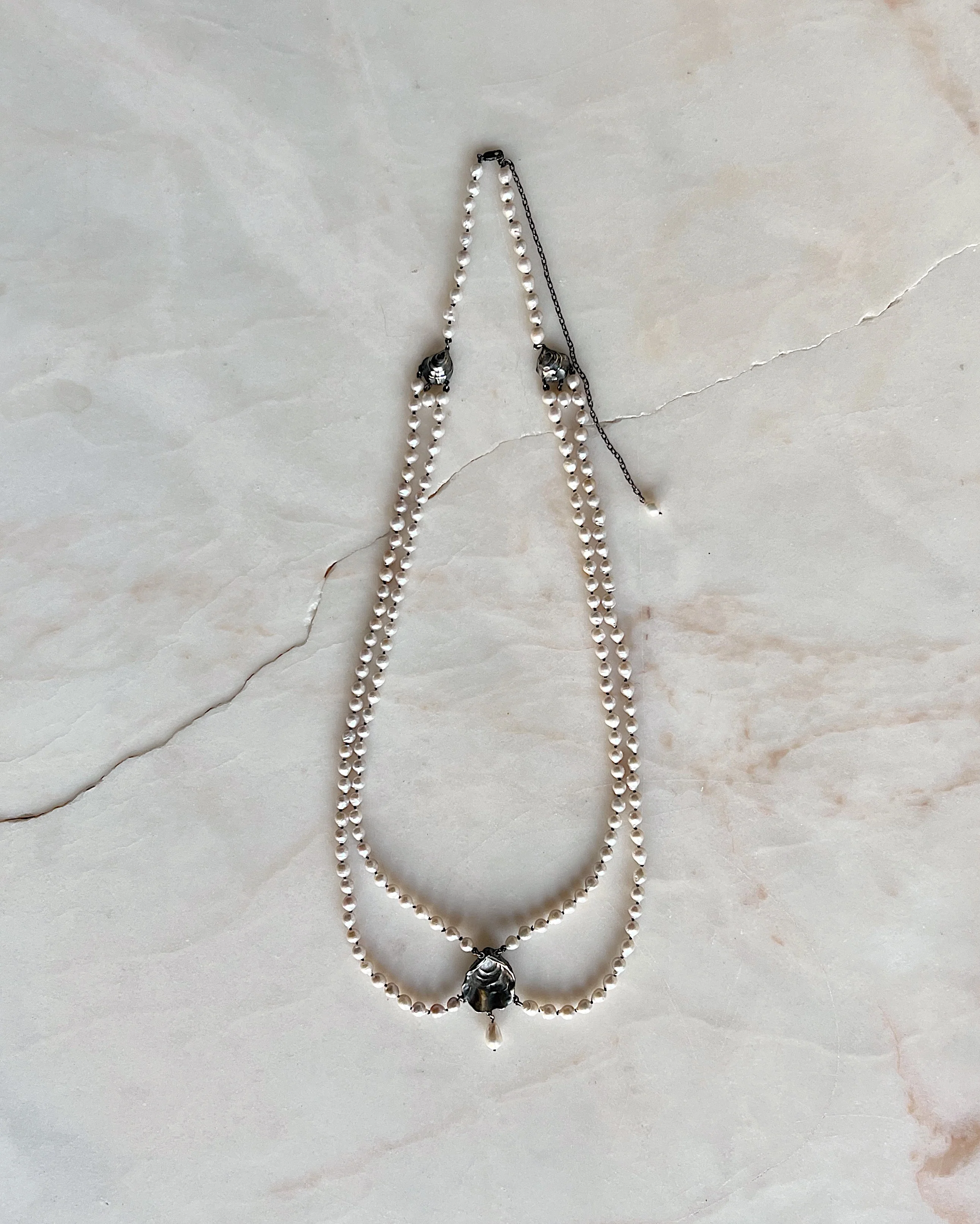 Divers //  Freshwater Baroque Pearl Necklace - Image 2