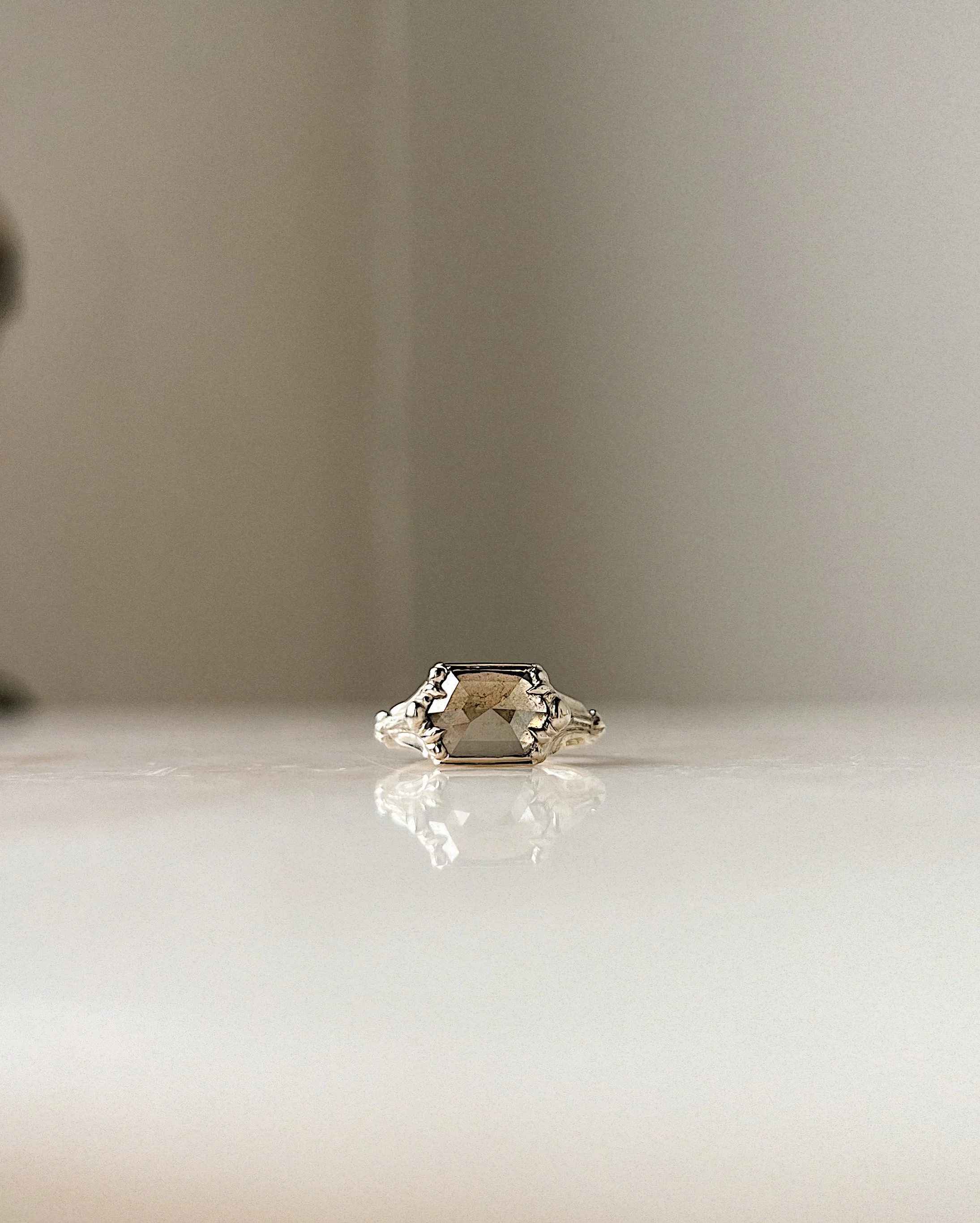 Mausoleum II // 14kw + 1.53ct Diamond - Image 6