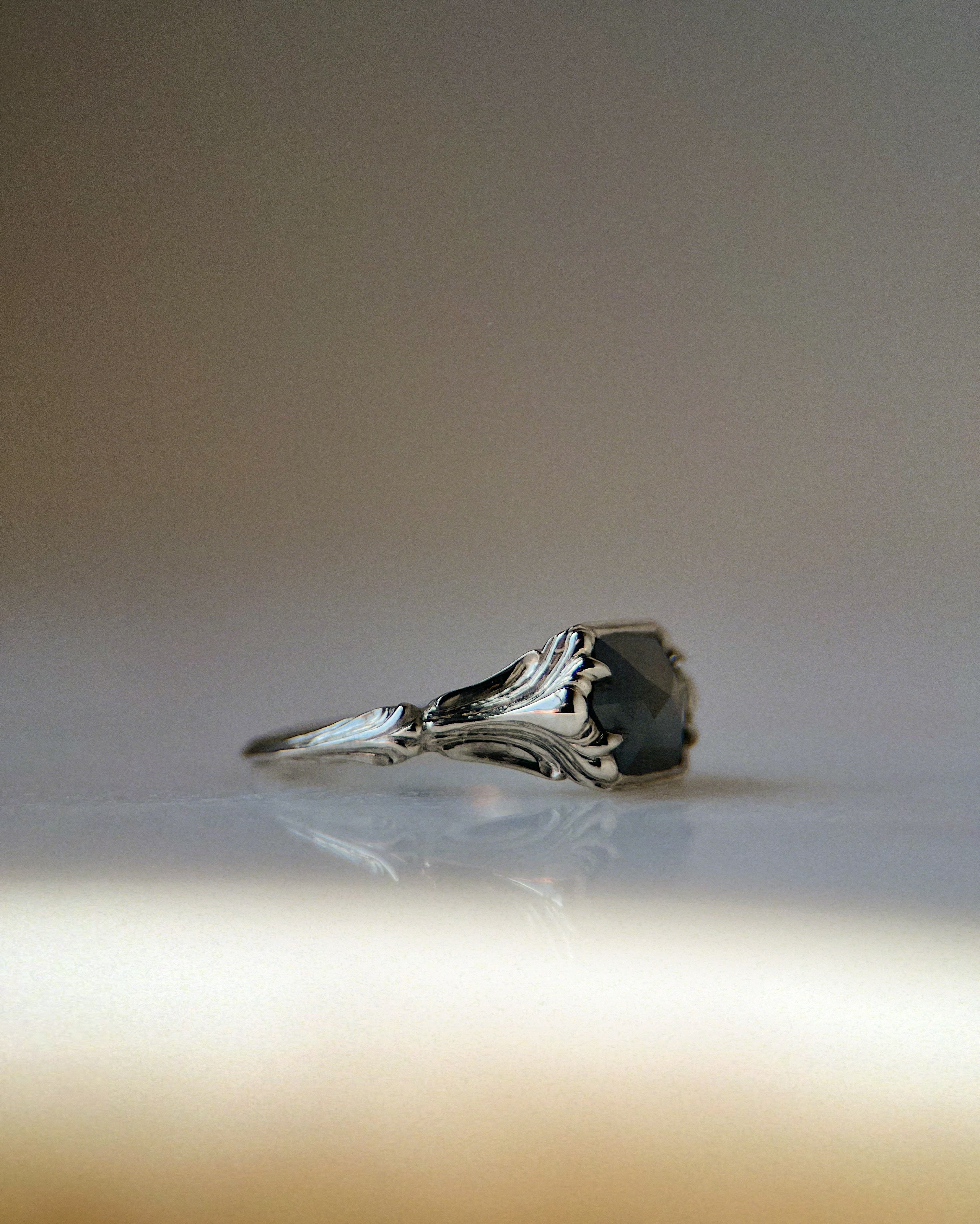 Mausoleum II // 14kw + 1.53ct Diamond - Image 7