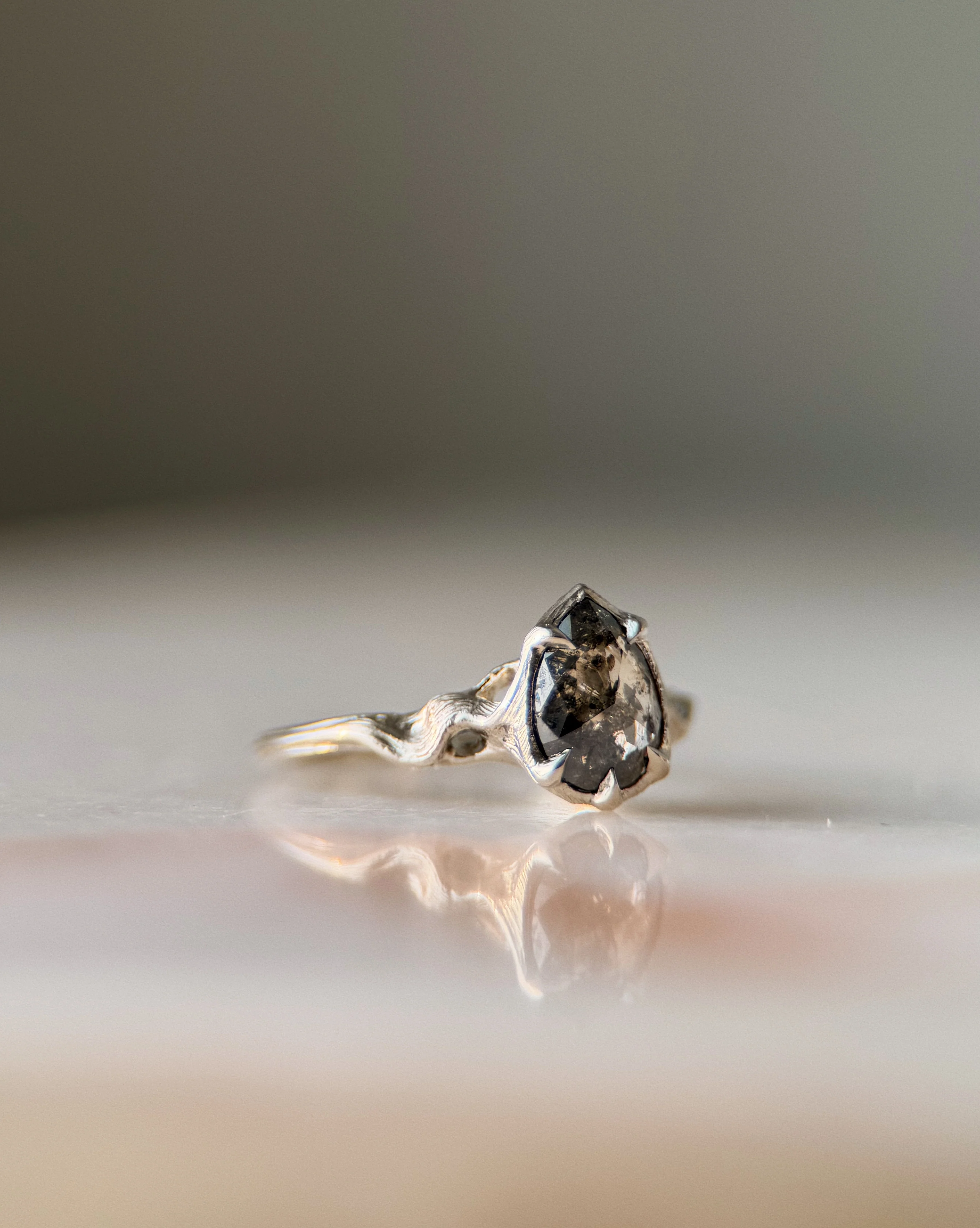 Pyre Pt II ~ 6x8mm ~ Gold - Image 2