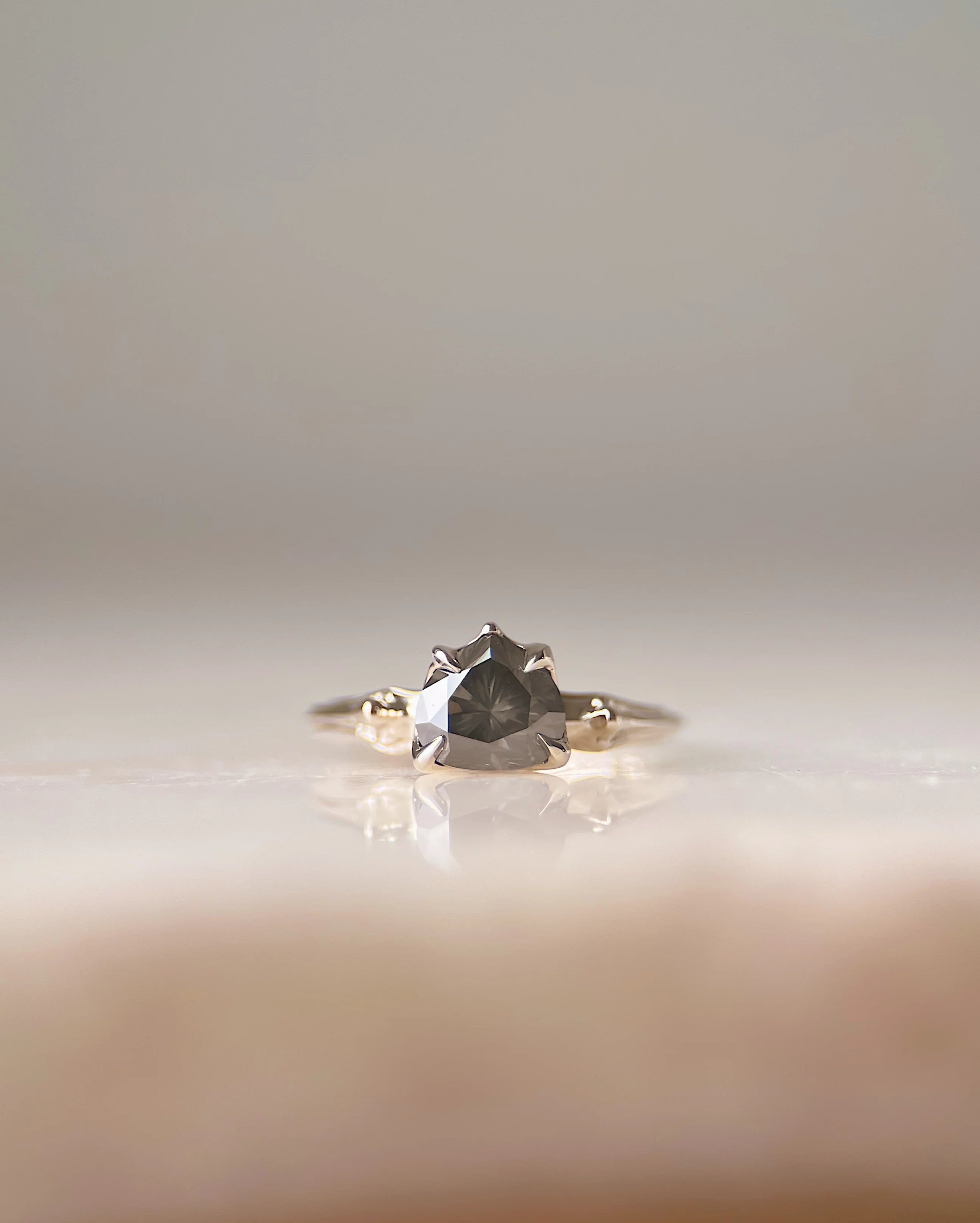 Rib Vault // 14kw + 1.31ct Diamond - Image 2