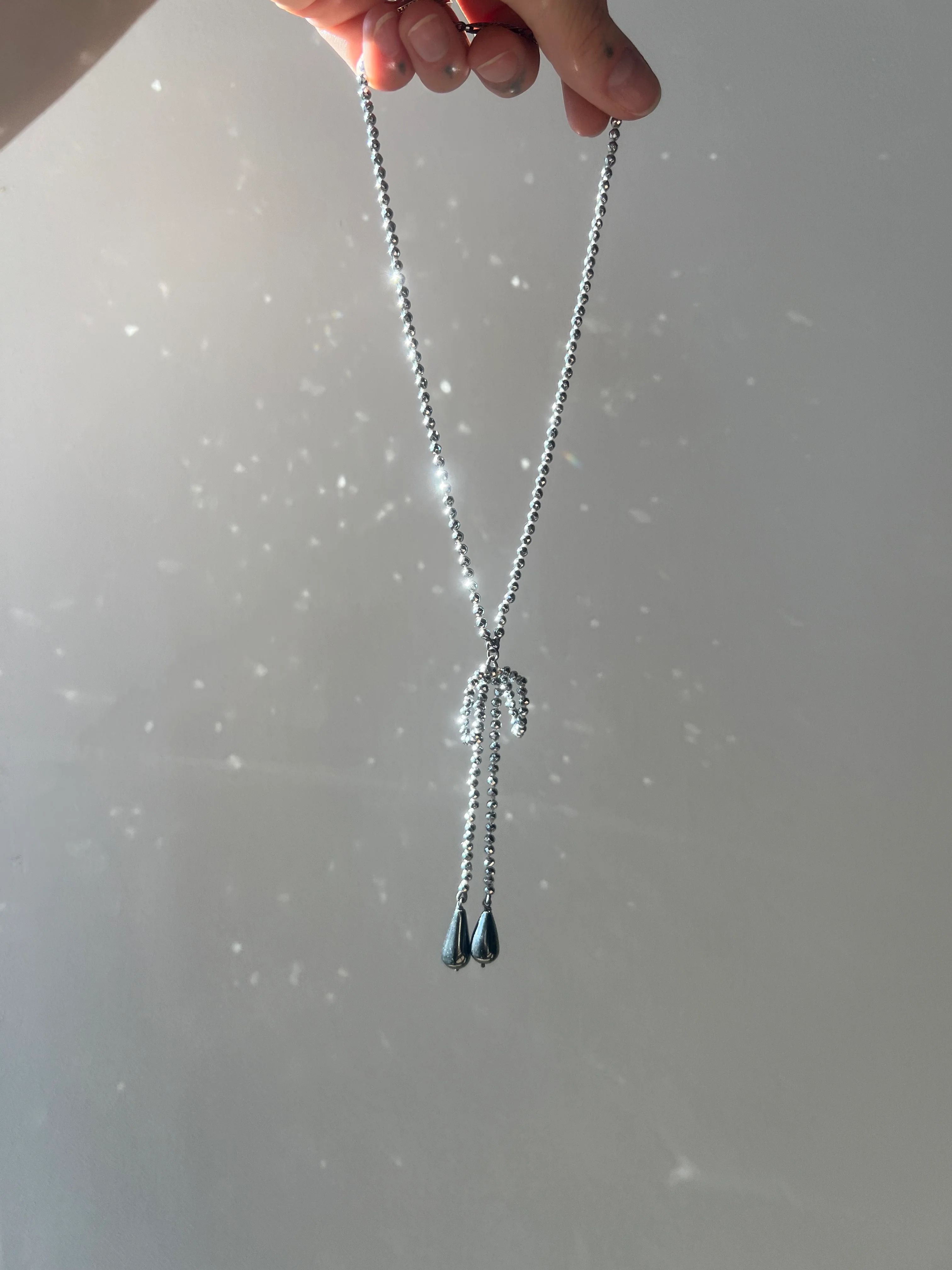 Ribbon Bows III // Hematite Necklace - Image 4