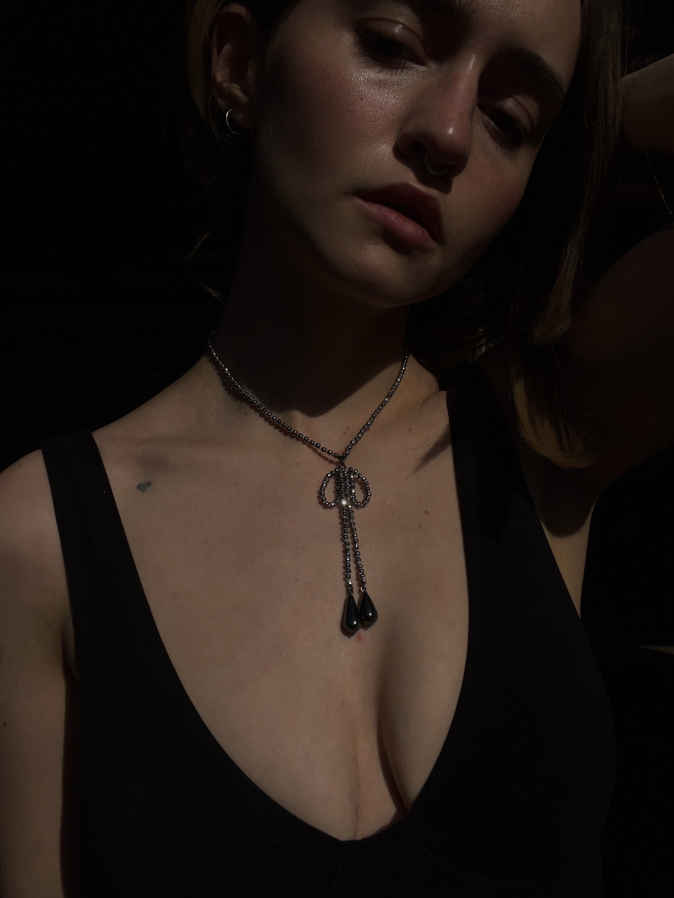 Ribbon Bows III // Hematite Necklace - Image 5