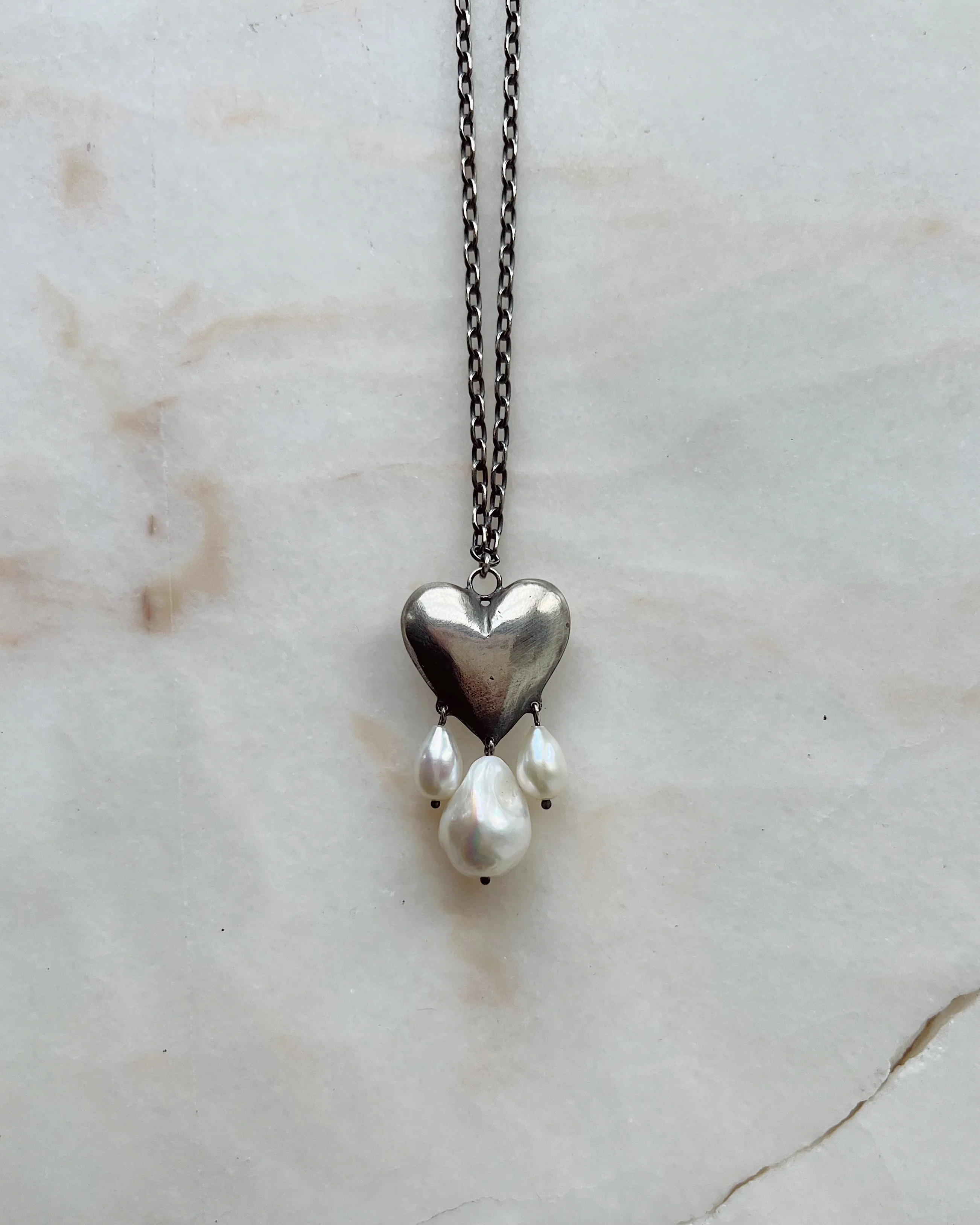 The Heart Overflows // Large Baroque Pearl // Necklace - Image 2
