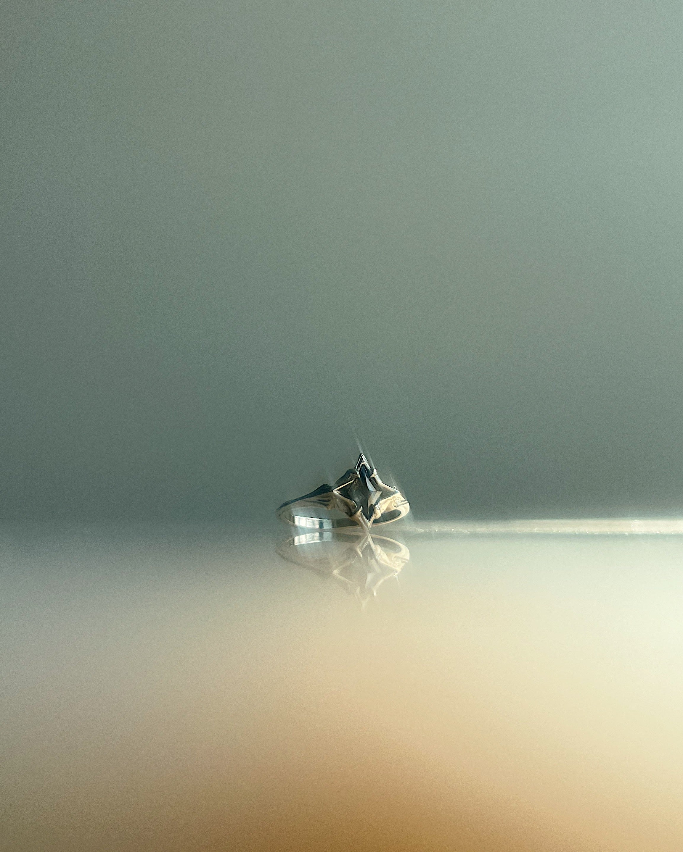 The Star // 14kw + 0.48ct Diamond