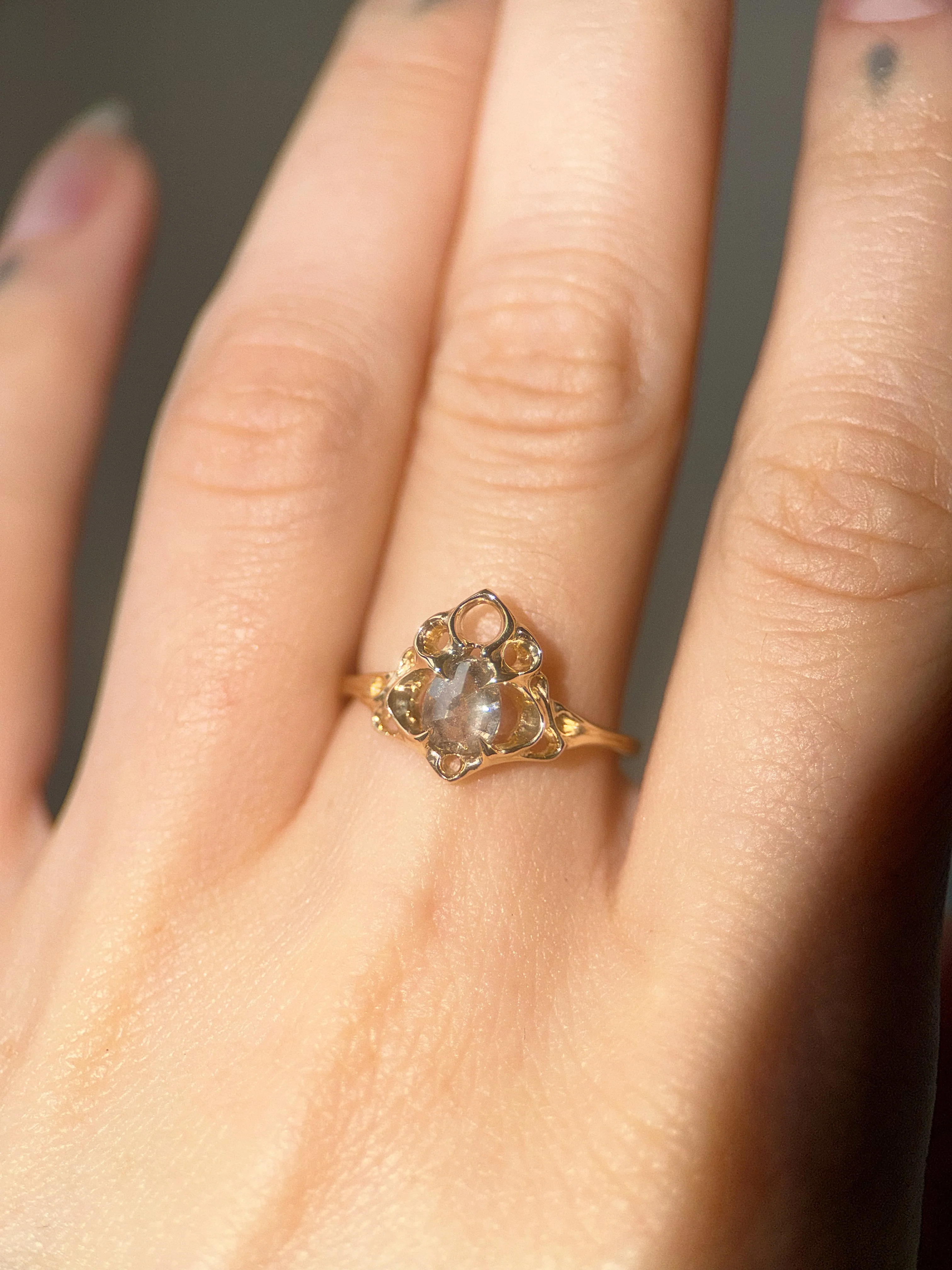 Thrones // 14ky Gold + 0.84ct Salt & Pepper Diamond // 6.75 - Image 5