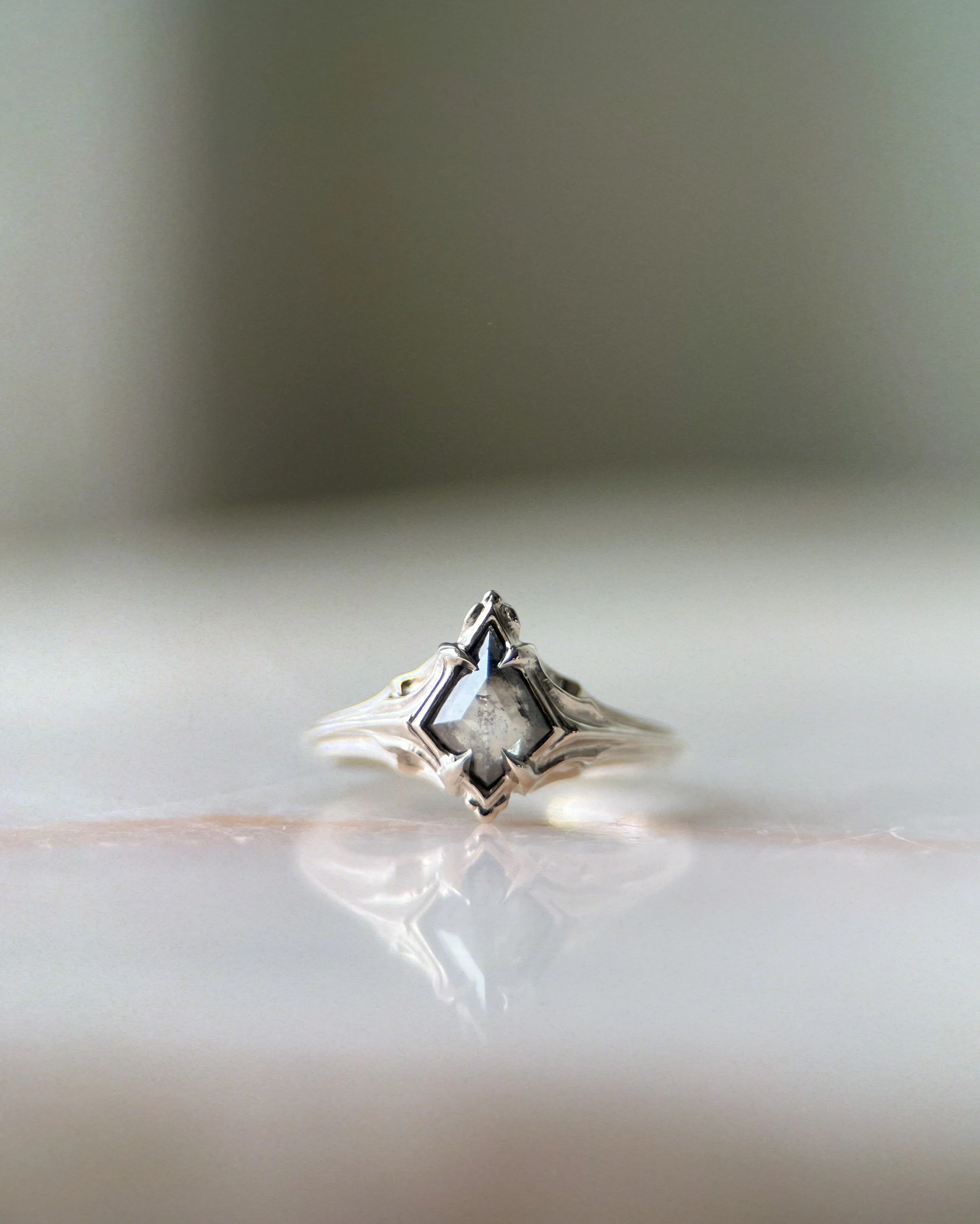 Fortress // 14kw + 0.72ct Diamond - Image 2