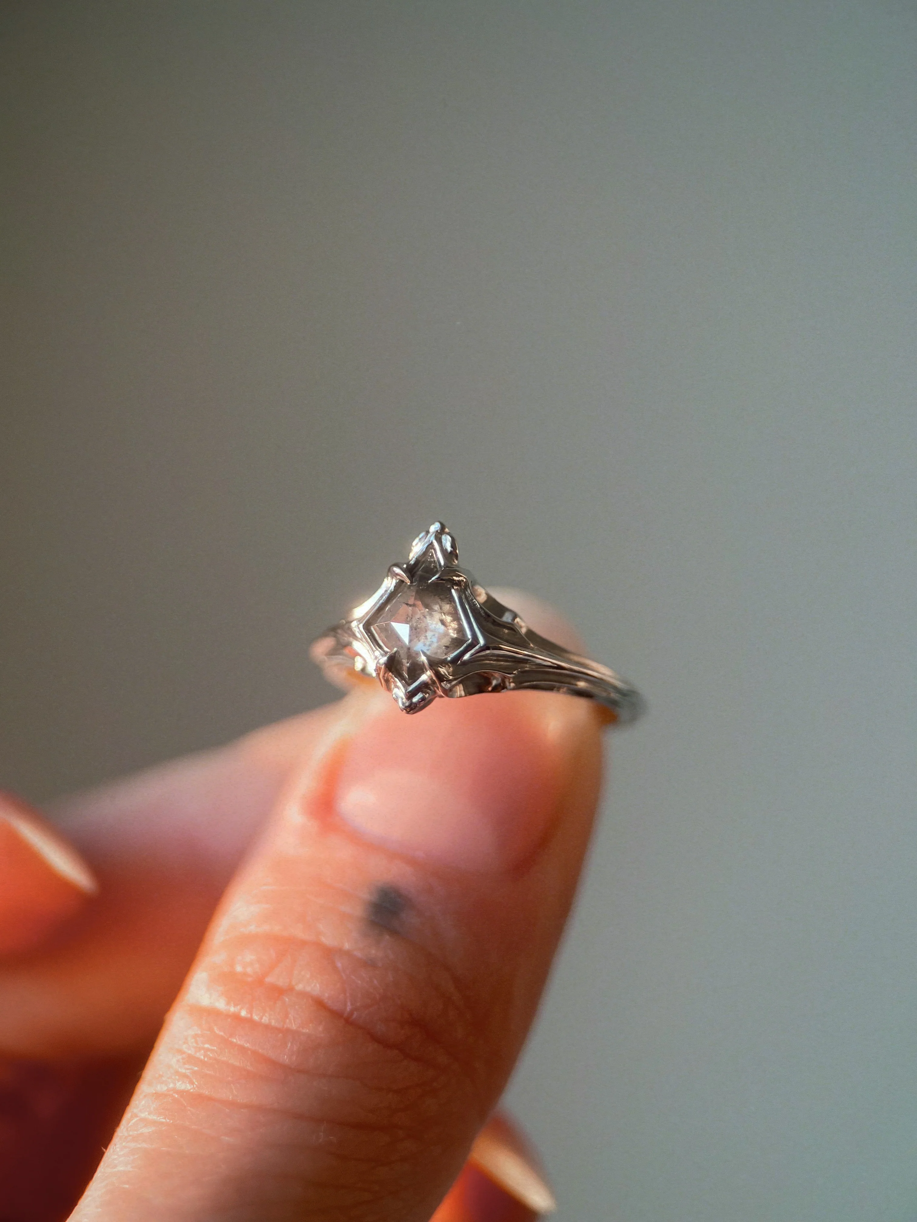 Fortress // 14kw + 0.72ct Diamond - Image 6
