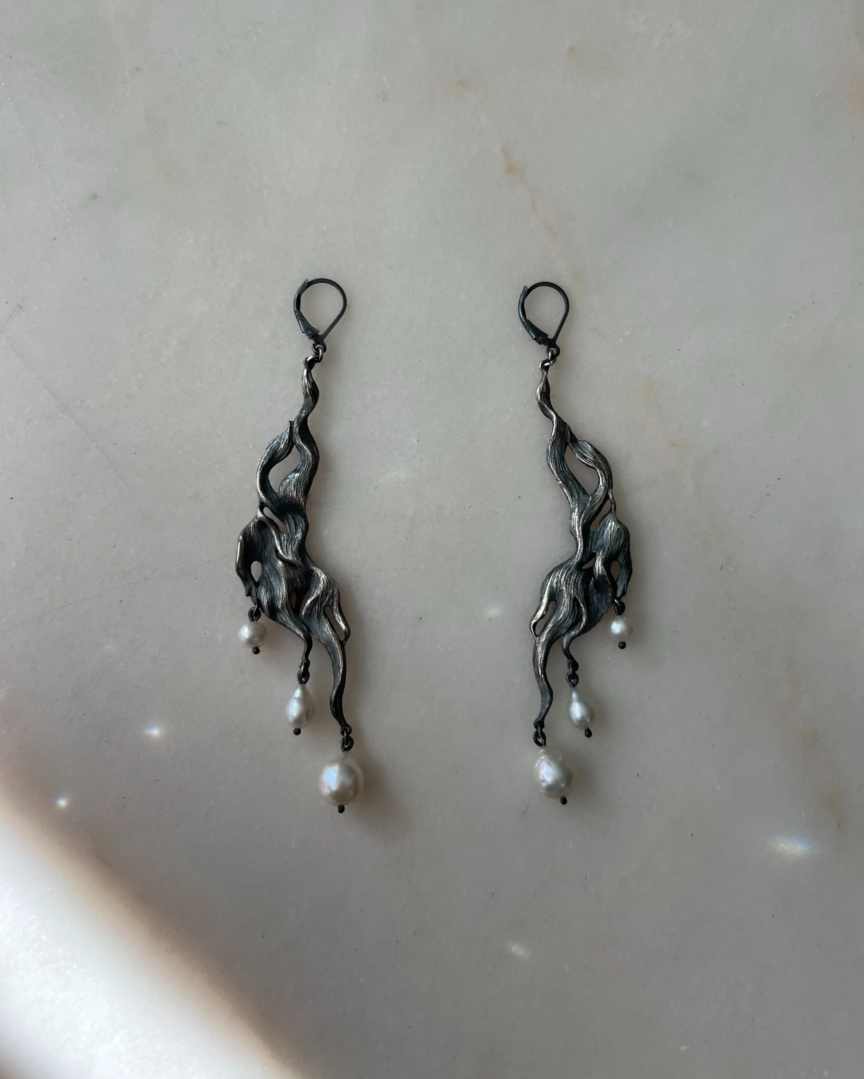 Venus // Freshwater Pearl Earrings