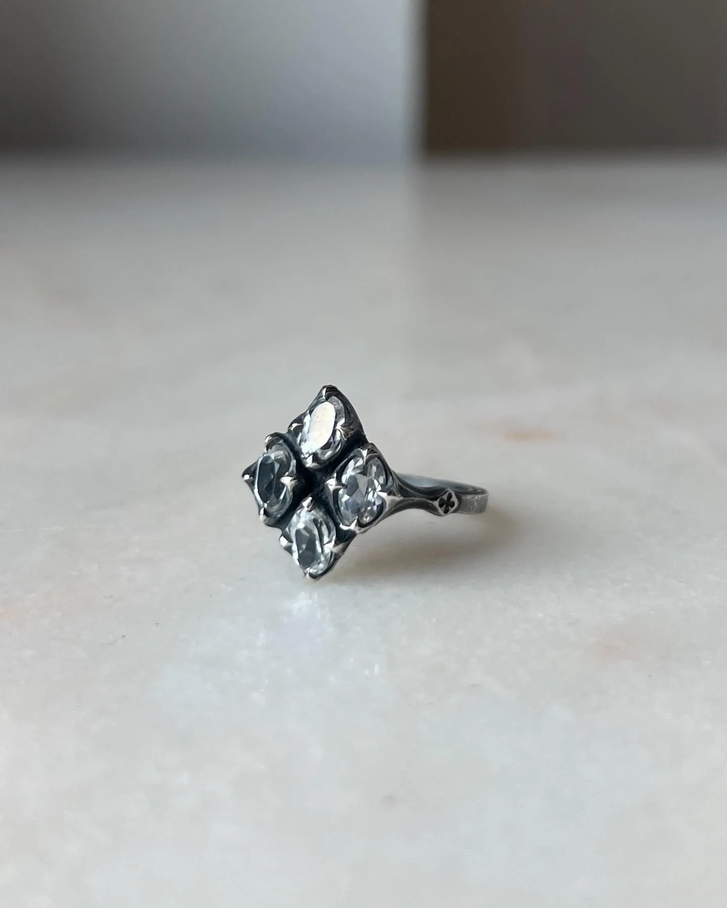 Votive Altar // Grey Moonstone // 5.25 - Image 4